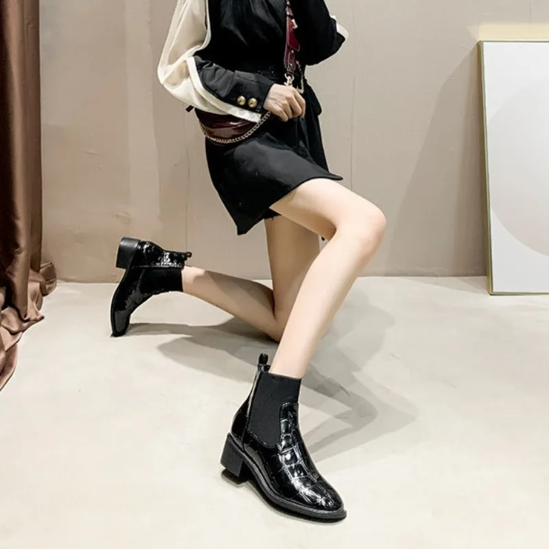 MACUBEZ – BELVINA Elegante Chelsea Boots für Damen mit feinem Look 5 69806-dhu7px.jpg