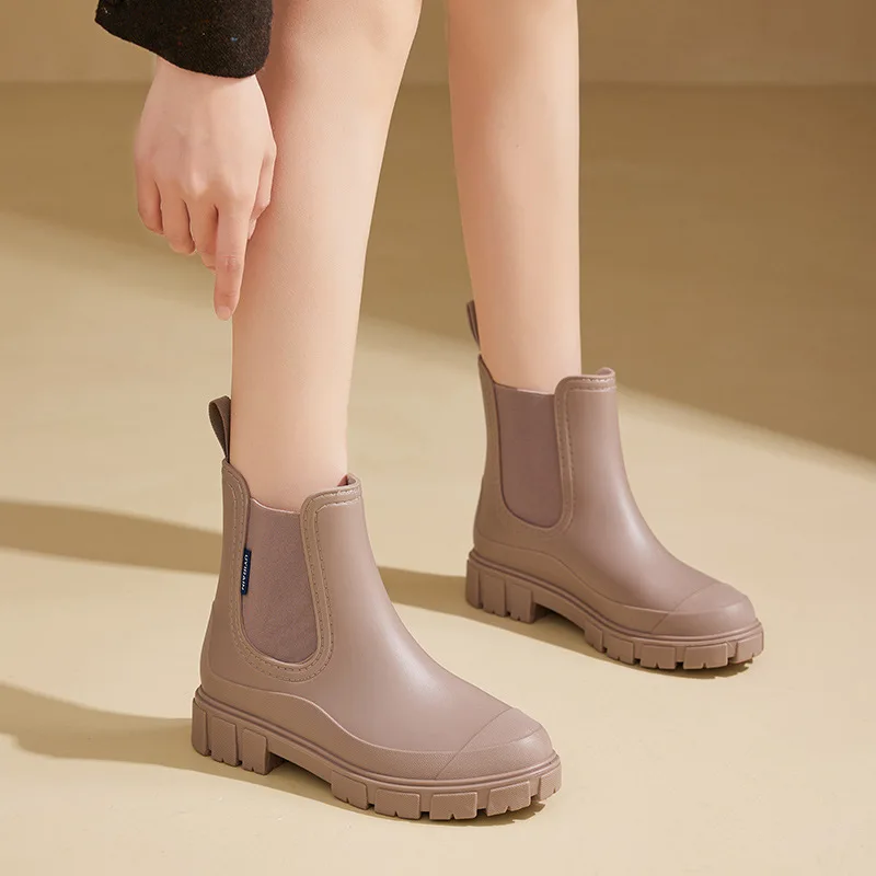 MACUBEZ – LUMINIA Stylische Chelsea Boots für Damen für Alltag & Büro 7 69825-trbjre.jpg