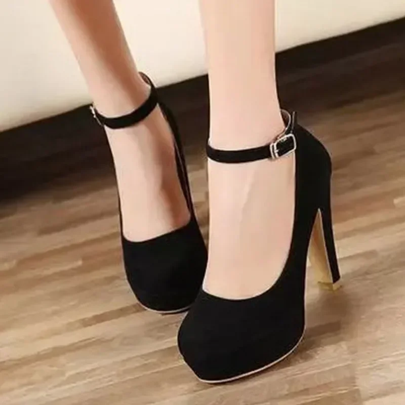 MACUBEZ – CRYSTARA Glitzernde High Heels mit Strassbesatz 2 70055-h7bvun.jpg