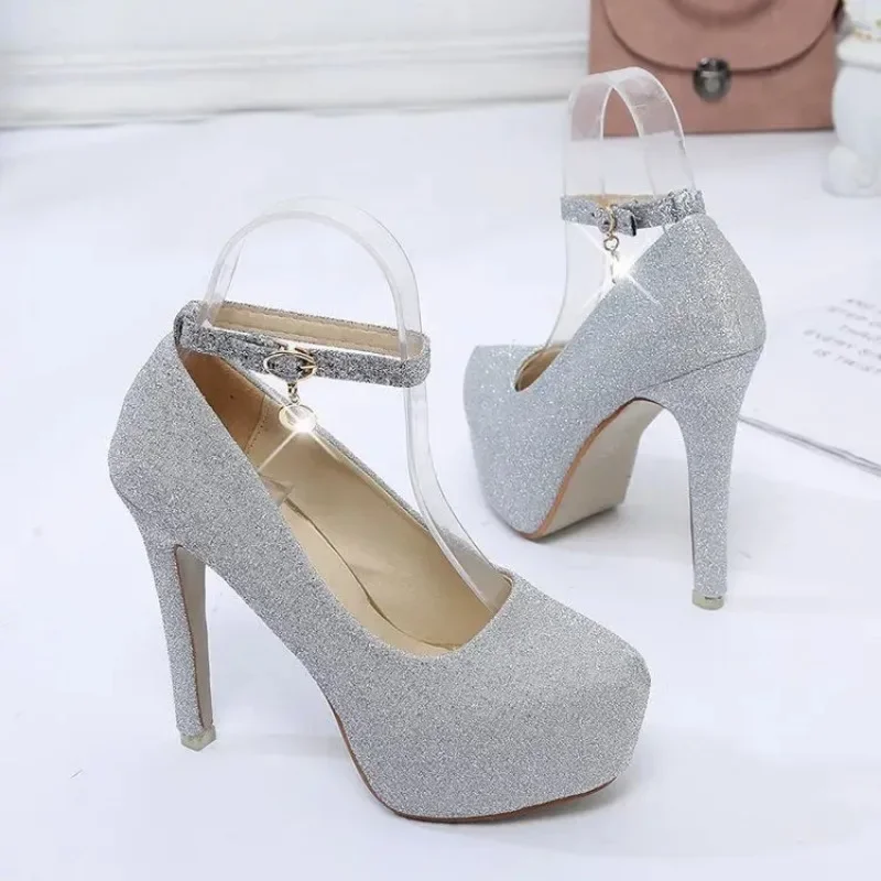 MACUBEZ – AURELIA Goldene High Heels für Abend-Events 4 70138-drftxf.jpg
