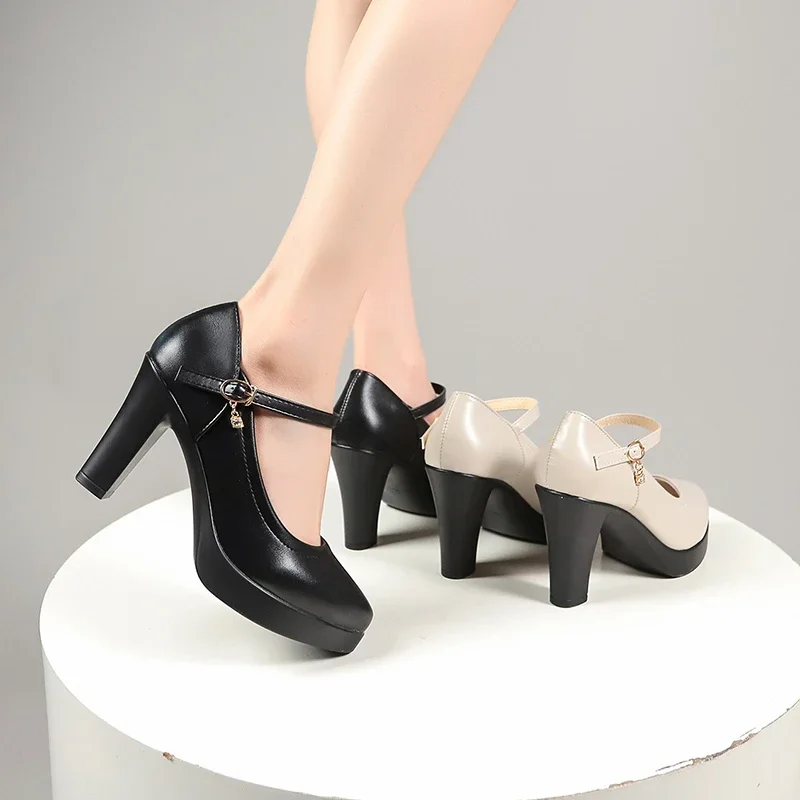 MACUBEZ – GRACINA Feine High Heels mit filigranem Riemchen 5 70184-svmoig.jpg