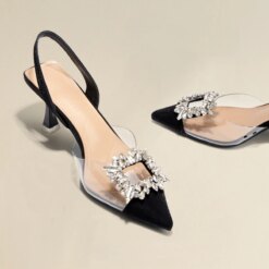 MACUBEZ – GRACINA Feminine Kitten Heels mit feiner Spitze