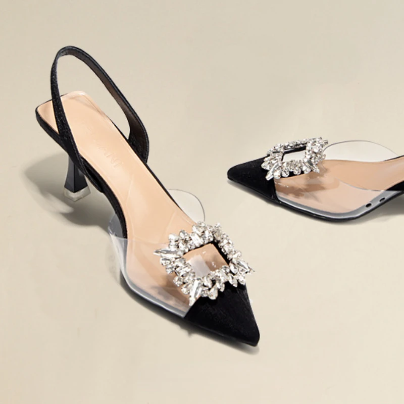 MACUBEZ – GRACINA Feminine Kitten Heels mit feiner Spitze 6 71089-gpvmse.jpg