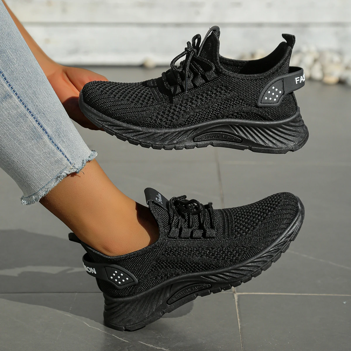 MACUBEZ – ASTORIA Klassische Sneaker für Damen in Weißleder 2 73616-ytxt71.jpg
